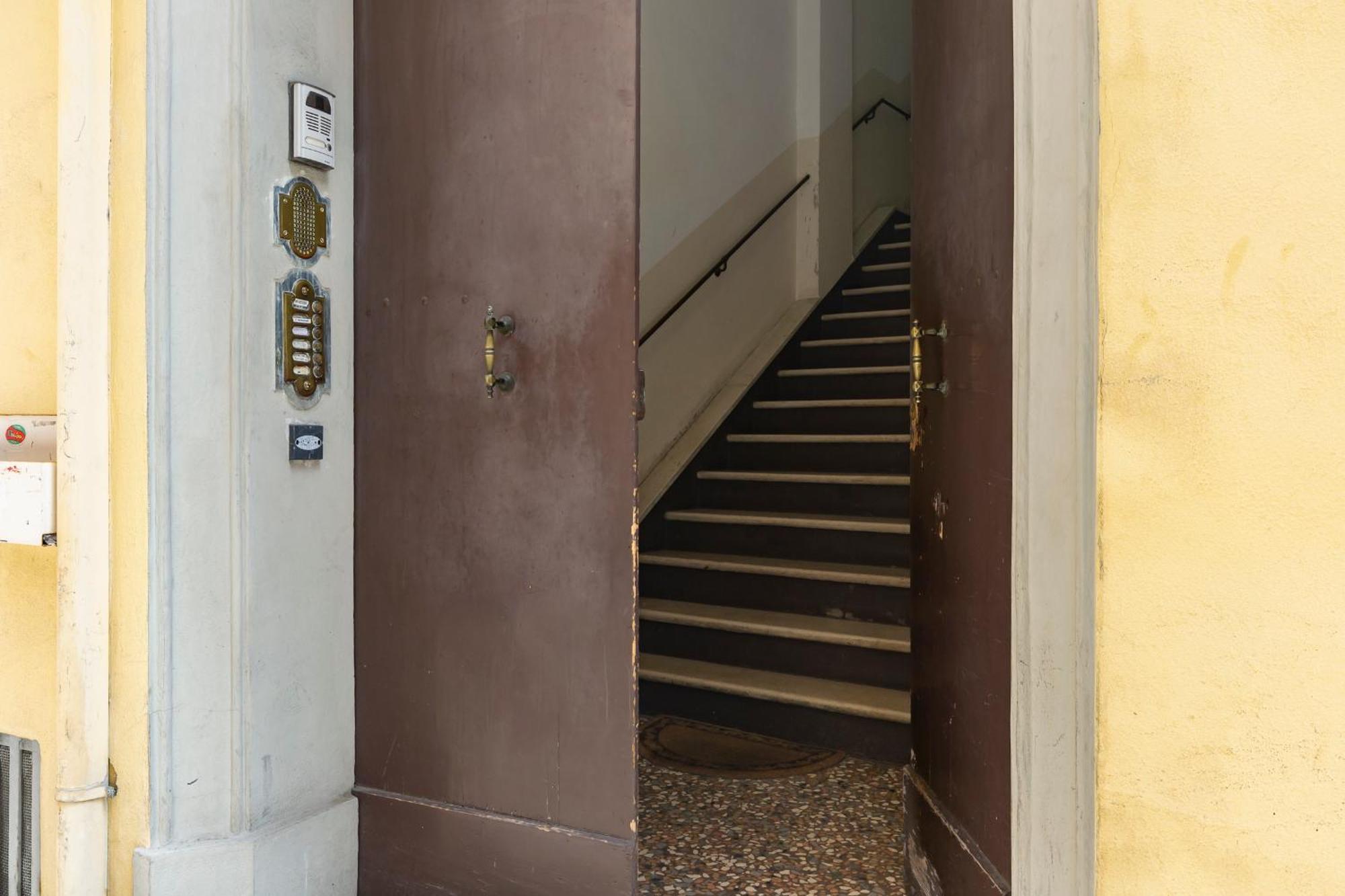 Apartment Amos - 5 Minutes From Piazza Maggiore Bolonia Zewnętrze zdjęcie