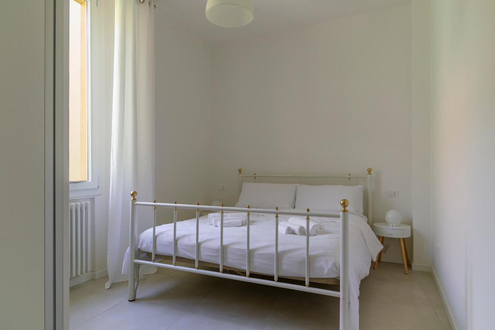 Apartment Amos - 5 Minutes From Piazza Maggiore Bolonia Zewnętrze zdjęcie
